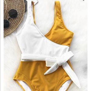 Cupshe The Spring Snow One-piece Swimsuit